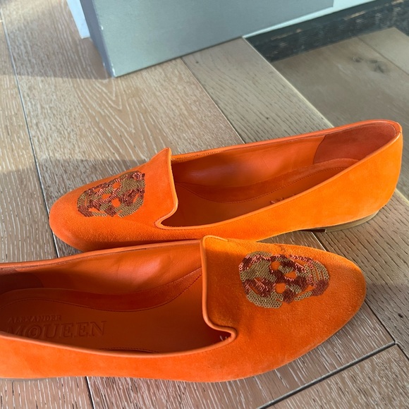 Alexander McQueen Shoes - Alexander McQueen Orange Embroidered Flats, Sz.39